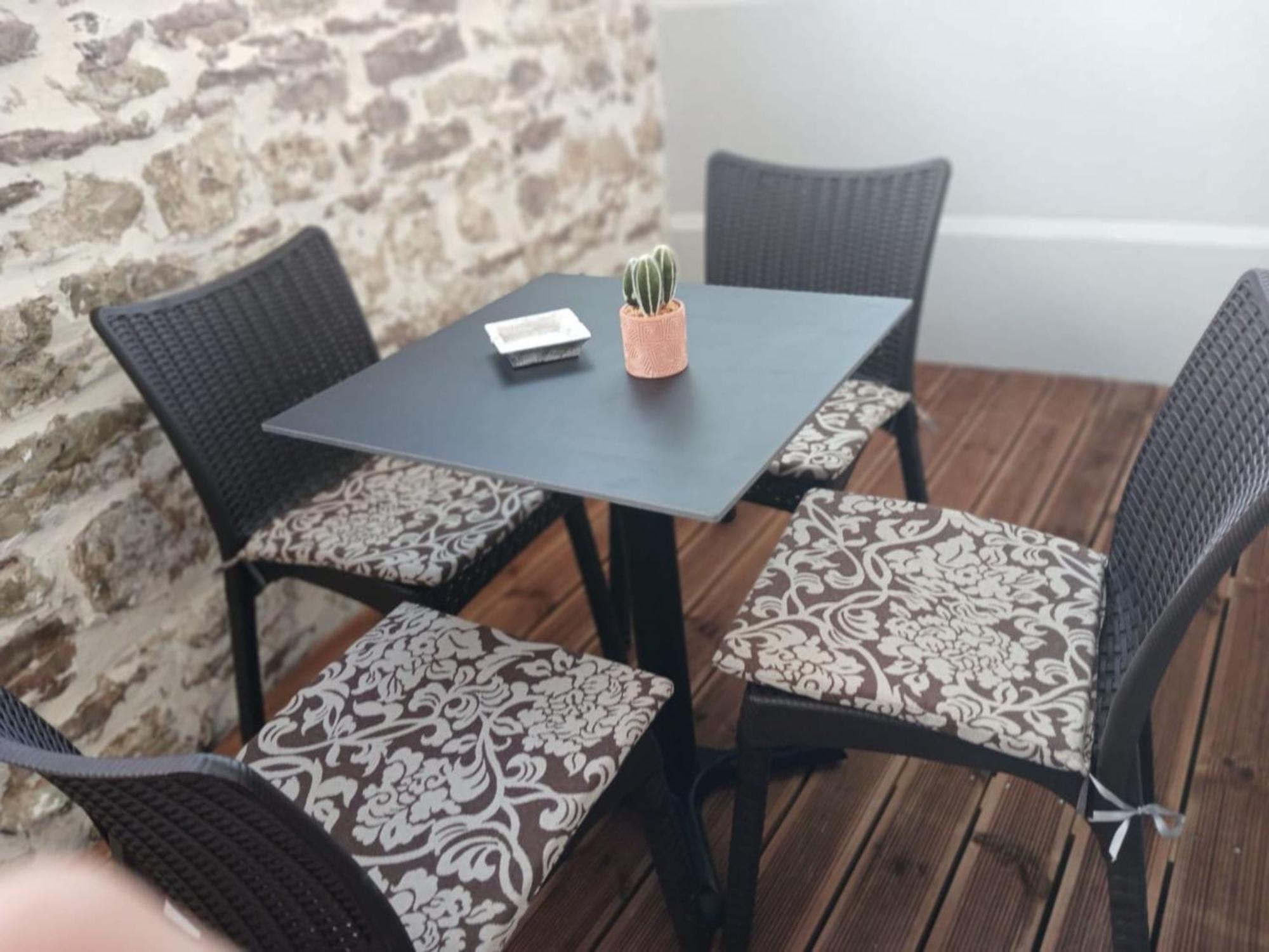 Mato Apartment Gjirokastër Esterno foto